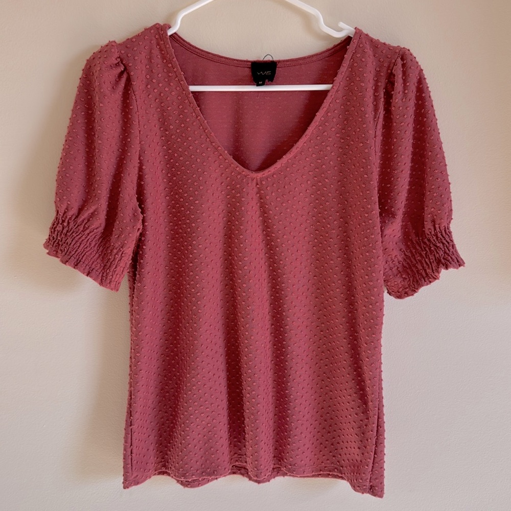 W5 - Mauve polka dot textured shirt. Size Medium